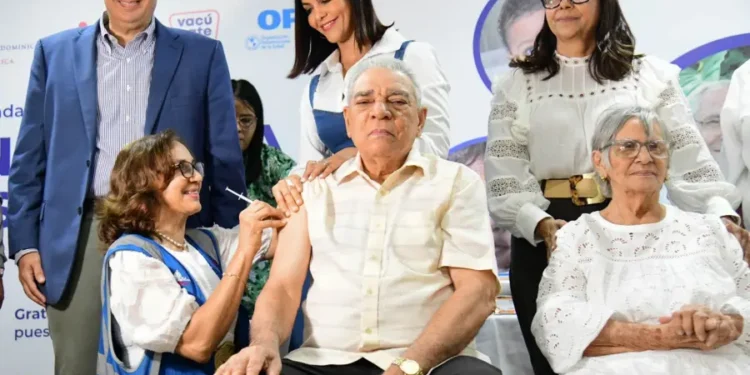 Más de 400,000 dosis de vacuna contra la influenza están disponibles en República Dominicana