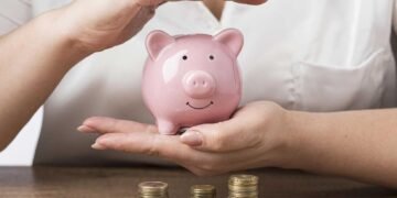 El “san” mantiene vigencia como método informal de ahorro en tiempos de digitalización e inclusión