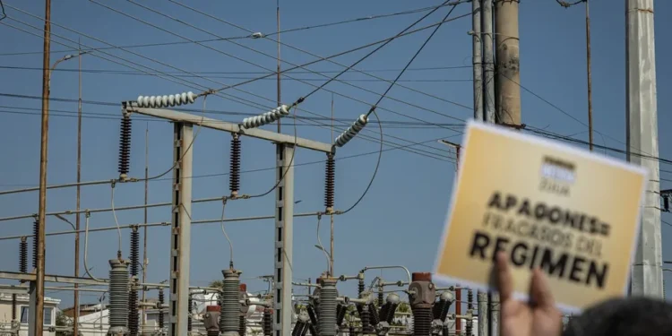 Renovar sistema eléctrico venezolano necesita unos 40,000 millones de dólares, dice gremio