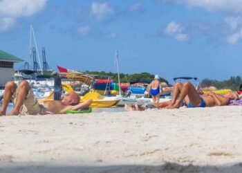 Los turistas gastan entre US$116 y US$223 dólares diarios cada vez que viajan a República Dominicana