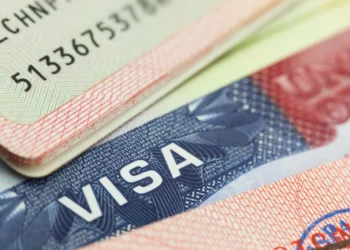 El perdón migratorio para la visa B1/B2: cuándo se puede solicitar y cómo funciona